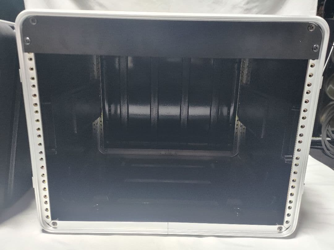 CNB ラックケース