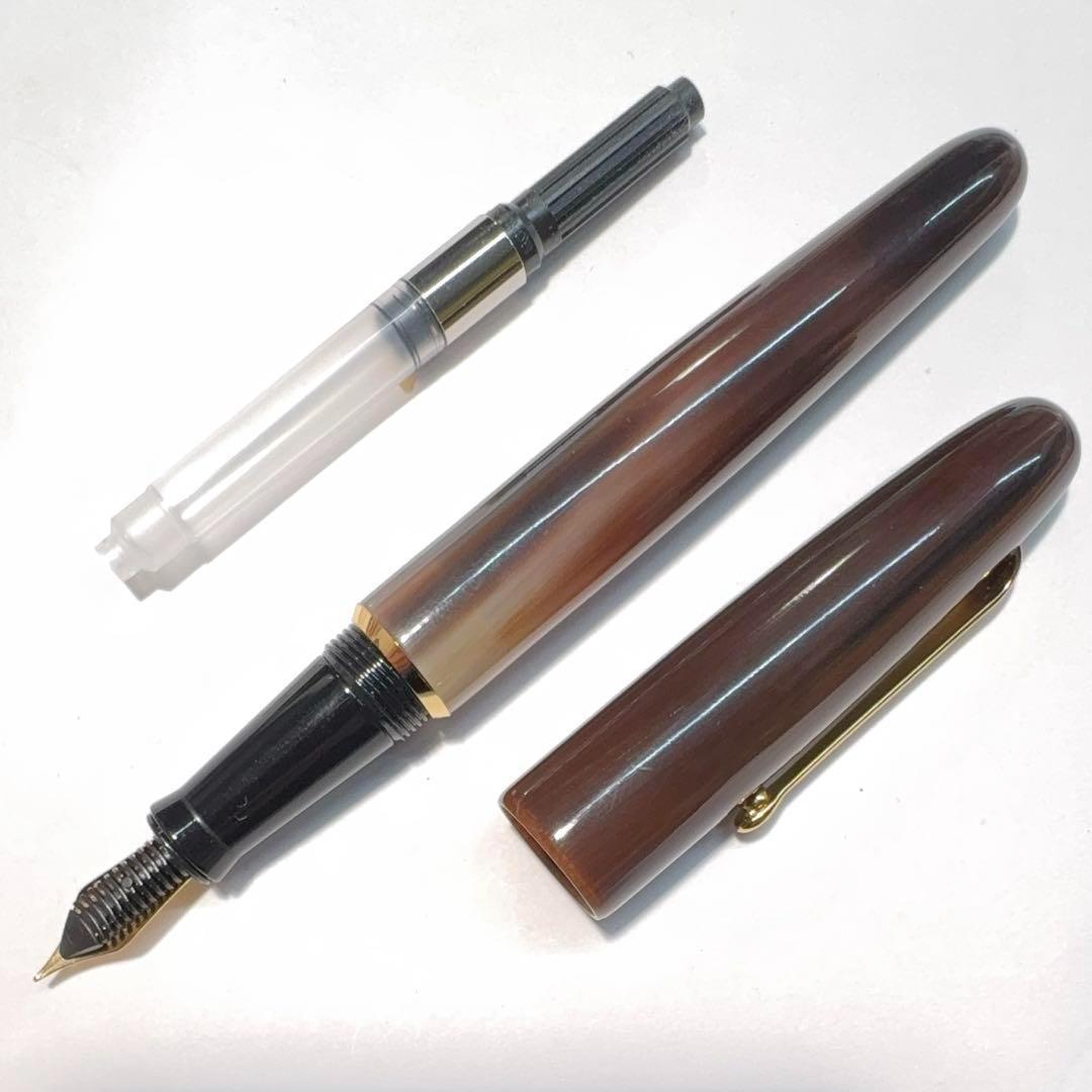 【稀少品】■天然素材 水牛角軸 万年筆 F 細字 Jowoペン先 新品■