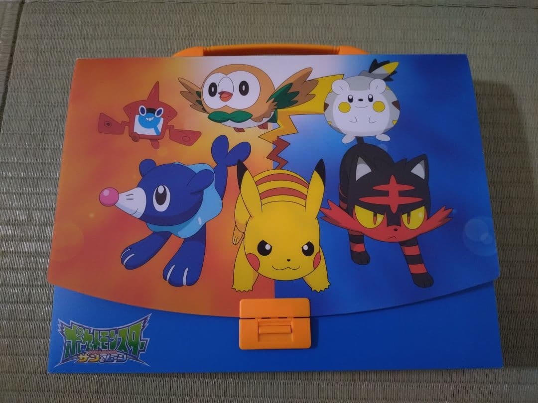 ポケモン クリアファイル