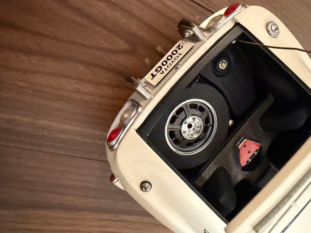 デアゴスティーニ 1/10 トヨタ 2000GT