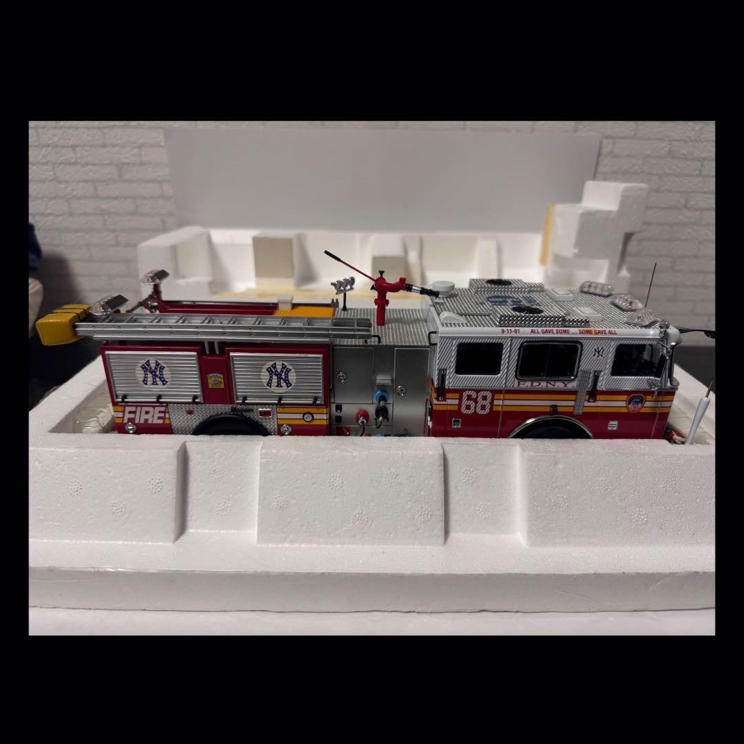 【即日発送】【未使用】CODE3 FDNY ニューヨークファイア 消防車