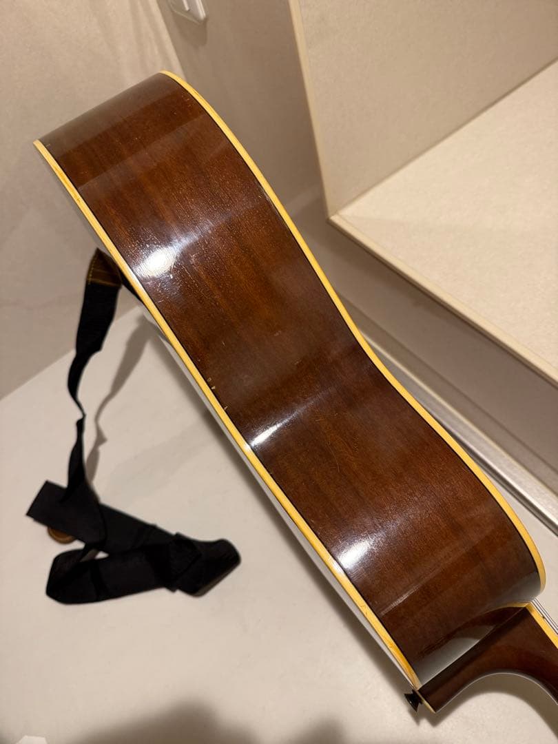 【中古】YAMAHA　アコースティックギター　FG-725