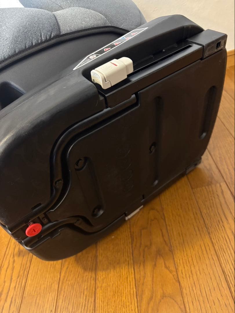 未使用に近い＊Nebio ネビオ ターンピット　isofix チャイルドシート