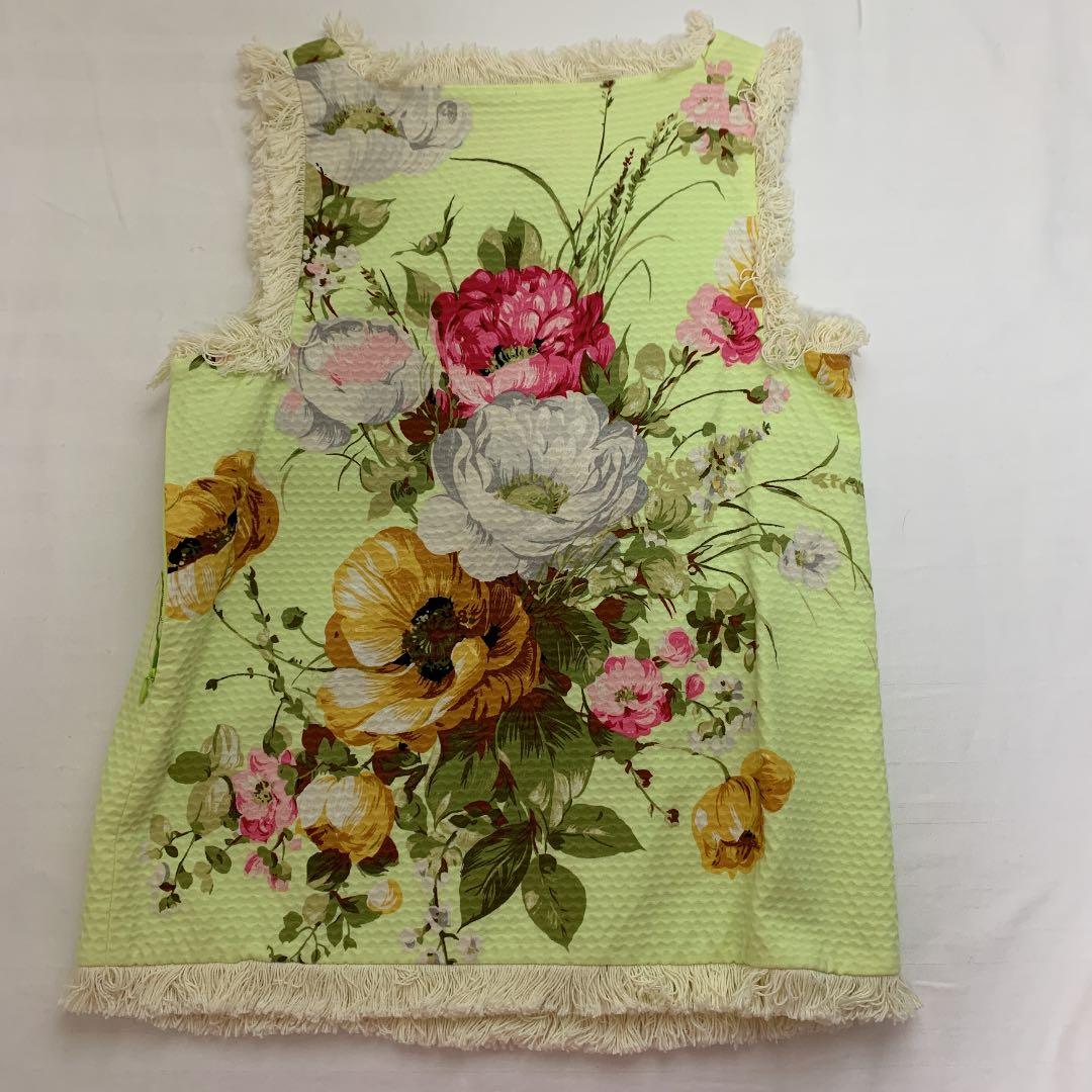 マヌーシュ　ノースリーブトップス