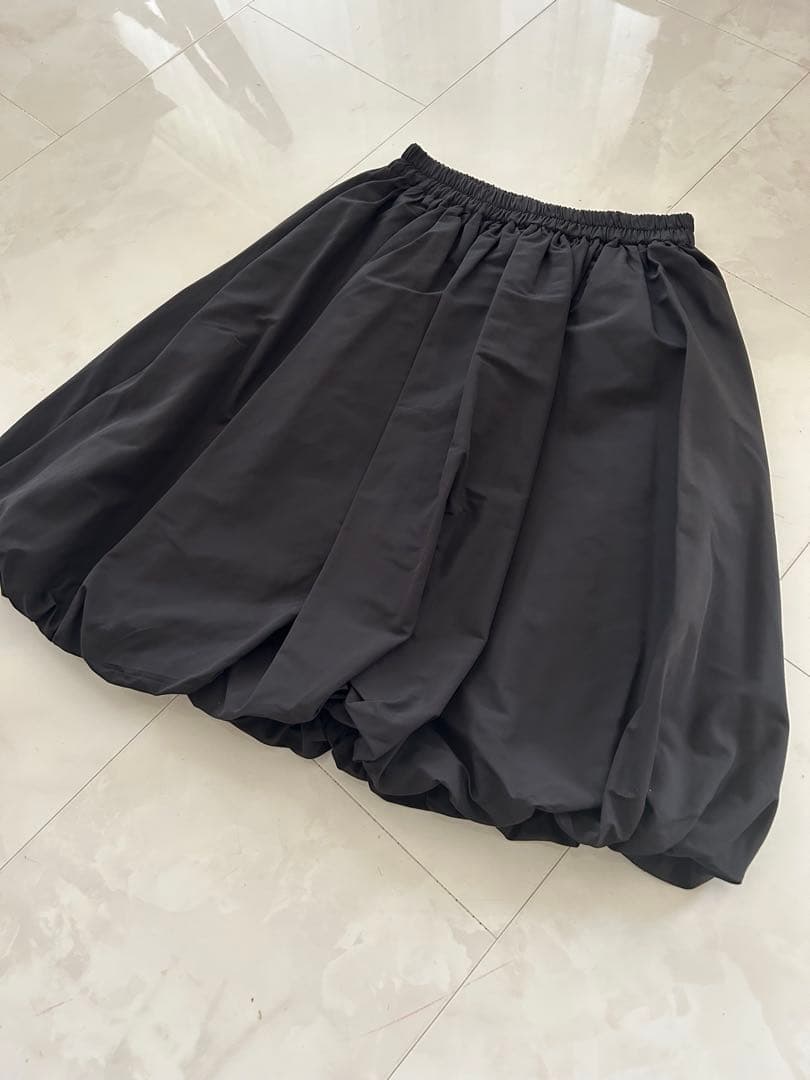 TREFLE +1 トレフルプラスワン　新品未使用タグ付き　バルーンスカート