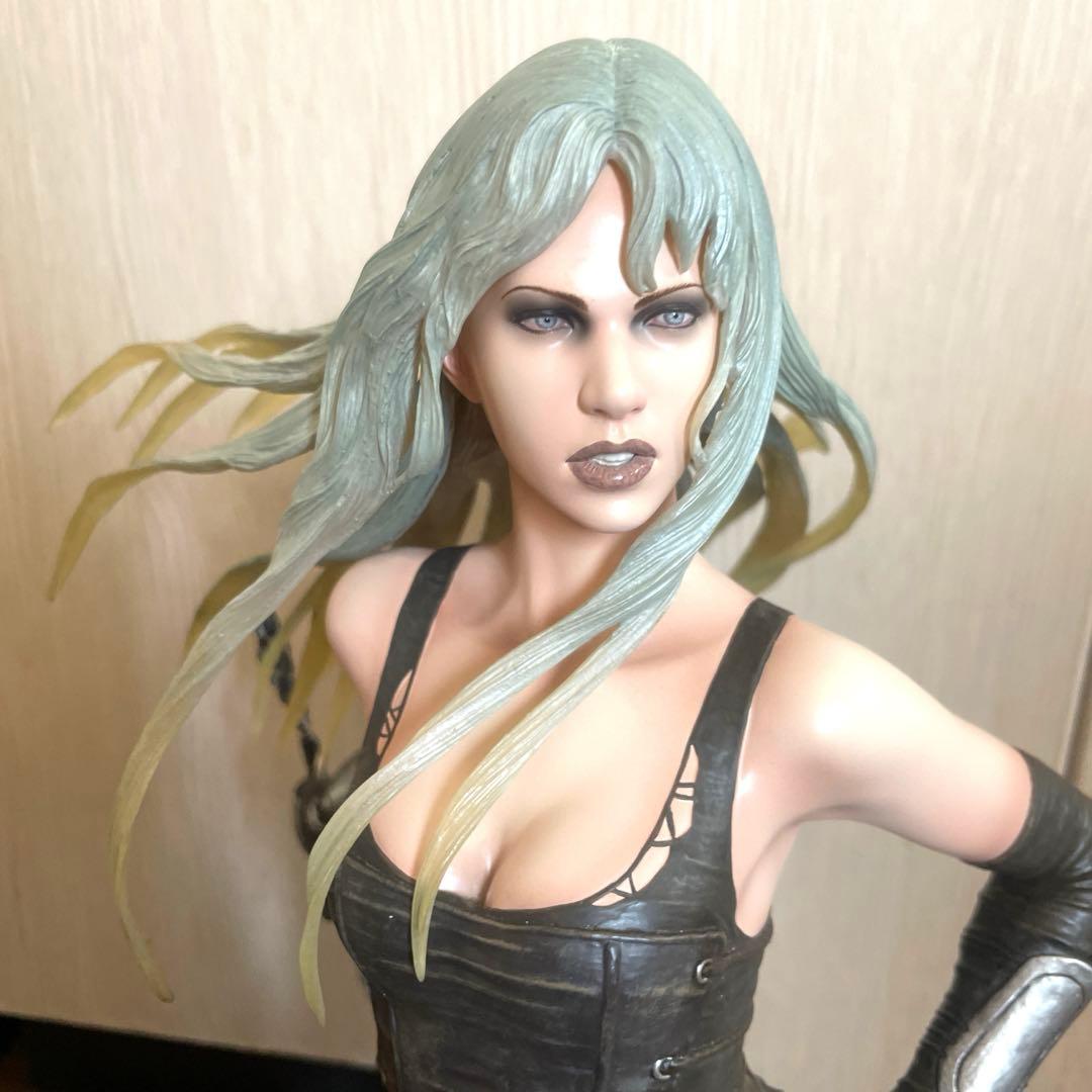 SF・ファンタジー・ホラー LUIS ROYO MALEFIC TIME YAMATO