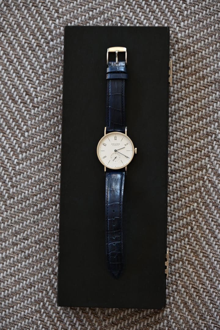 【美品】NOMOS GLASHÜTTE ノモス タンジェント 35mm