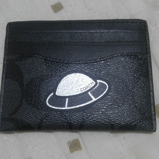 COACHカードケース