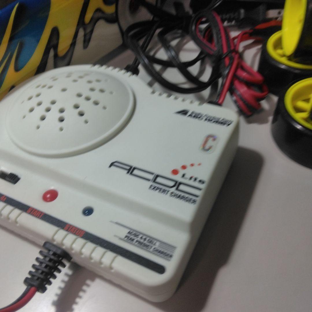 ホビーラジコンカー 青と黄色の炎模様(プロポ、フルセット旧車