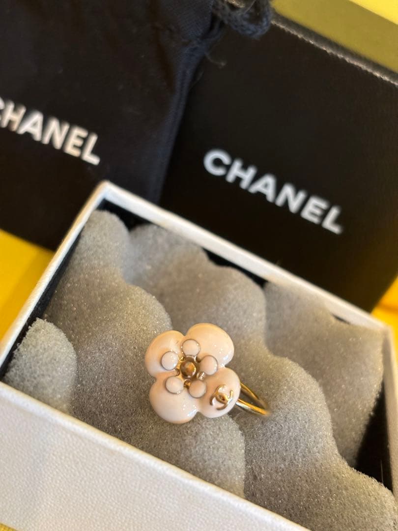 CHANEL フラワーリング ピンク