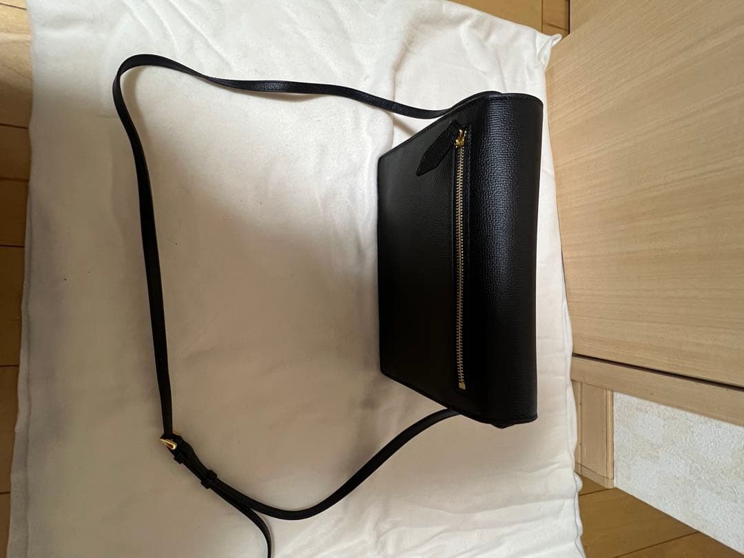 ［大幅値下げ中1/29まで］BURBERRY ショルダーバッグ