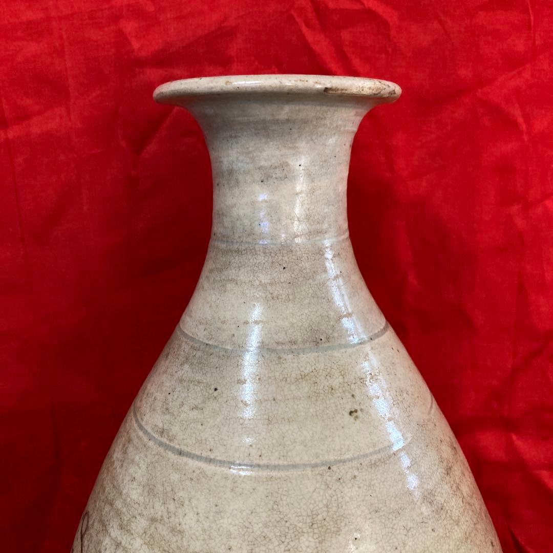 李朝　粉青沙器　白地鉄絵　瓶　徳利　魚水草文　　 鶏龍山