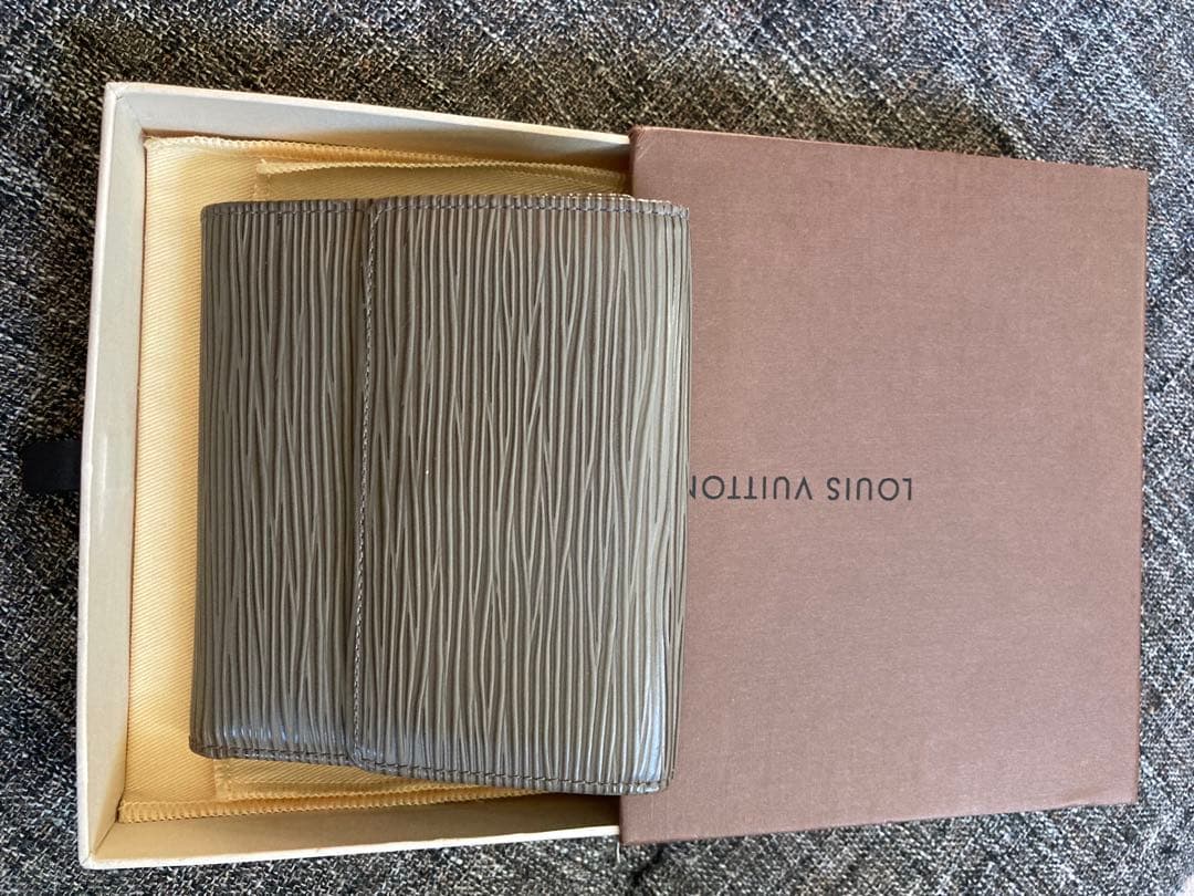 ルイヴィトン エピ 美品