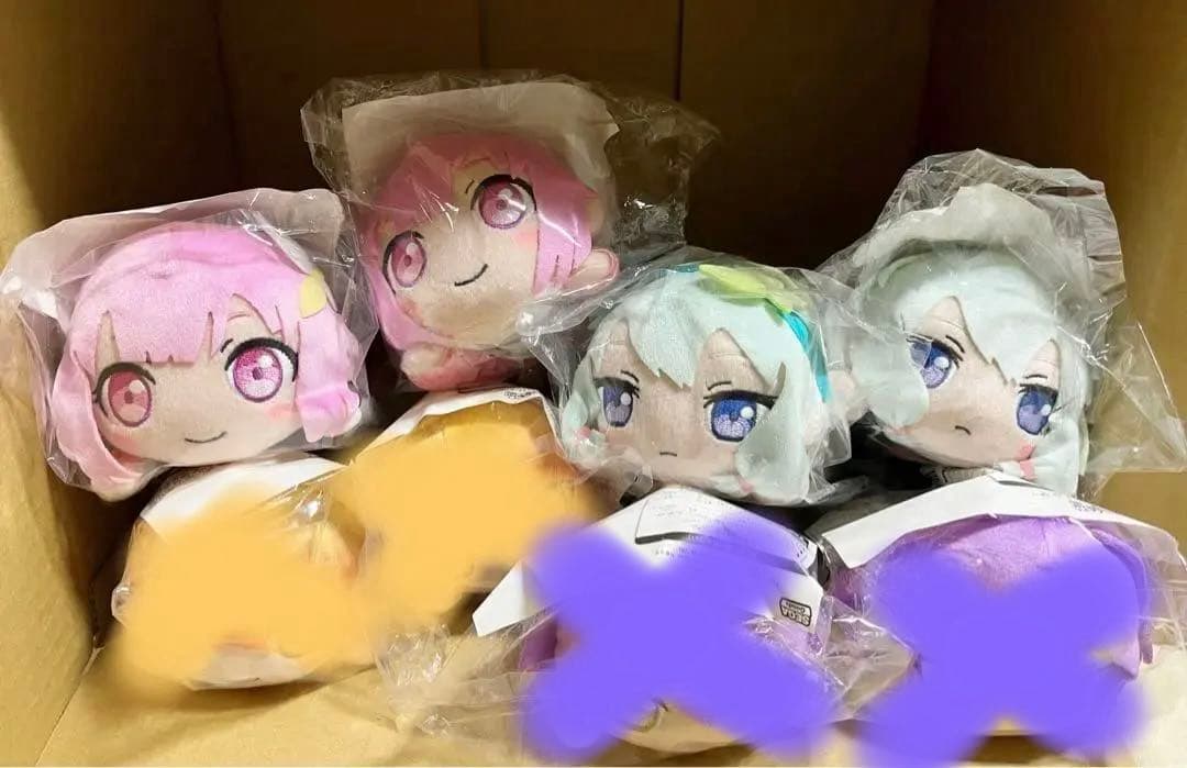 ⭐️ポイズンUM⭐️　未開封　プロセカ　寝そべり　ワンダショ　衣装・制服　4点