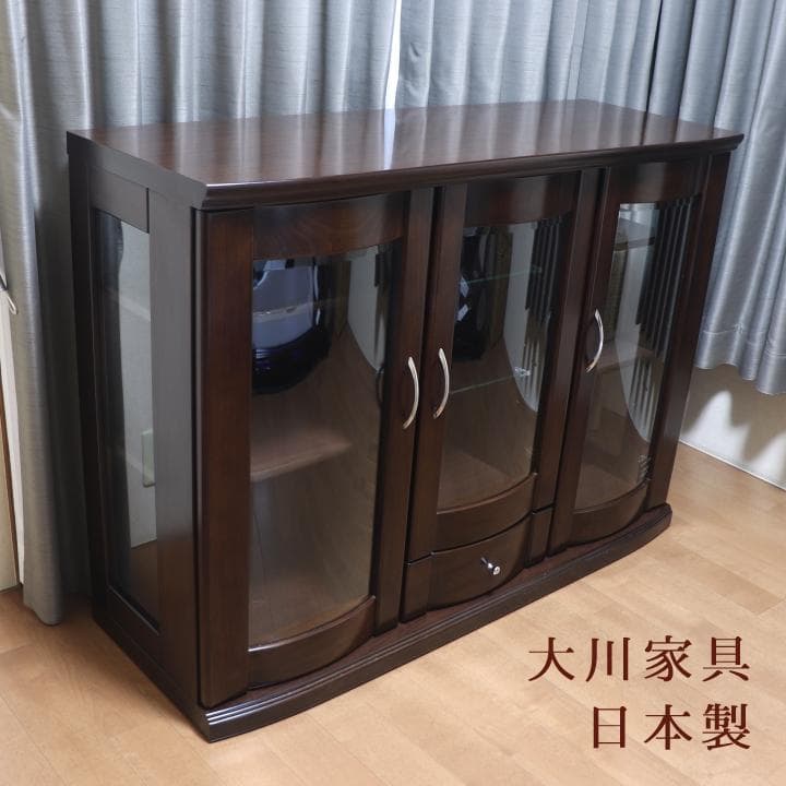 大川家具購入 日本製 ファニテリア・マキ サイドボード ガラスキャビネット