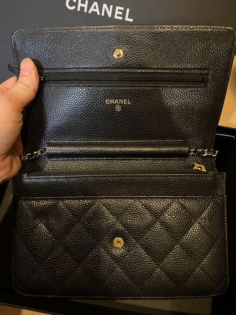 正規品　CHANEL チェーンウォレット　ショルダー　キャビアスキン　ゴールド