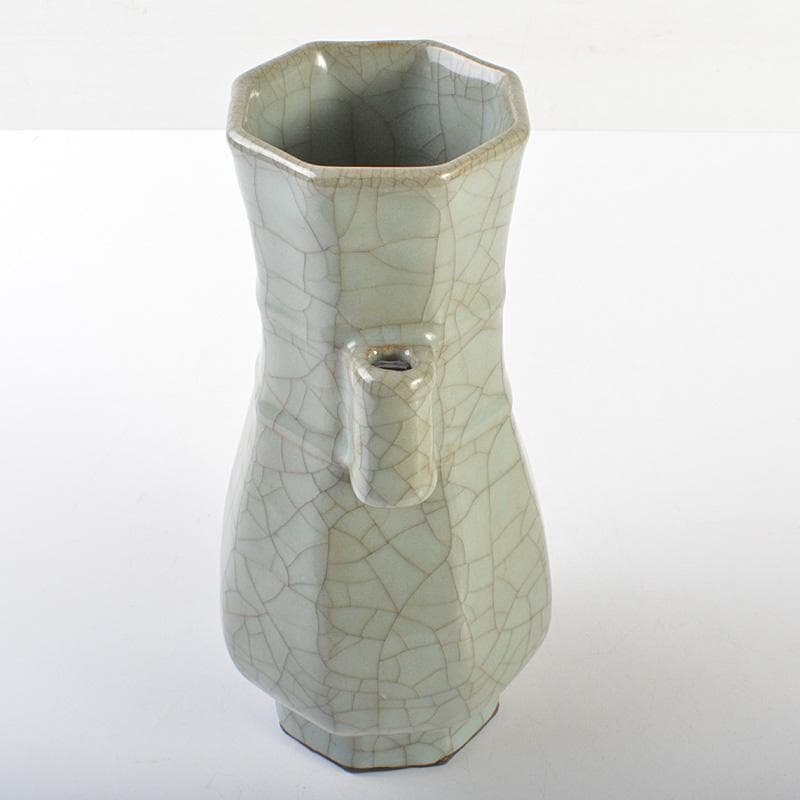 中国　汝窯　青磁　氷裂文　八角面取双耳瓶　C　7363E