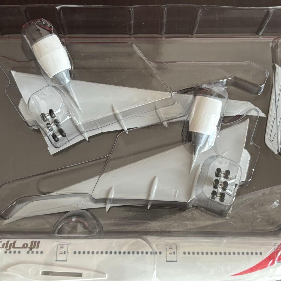 エミレーツ航空 Boeing 777-300ER 1/200
