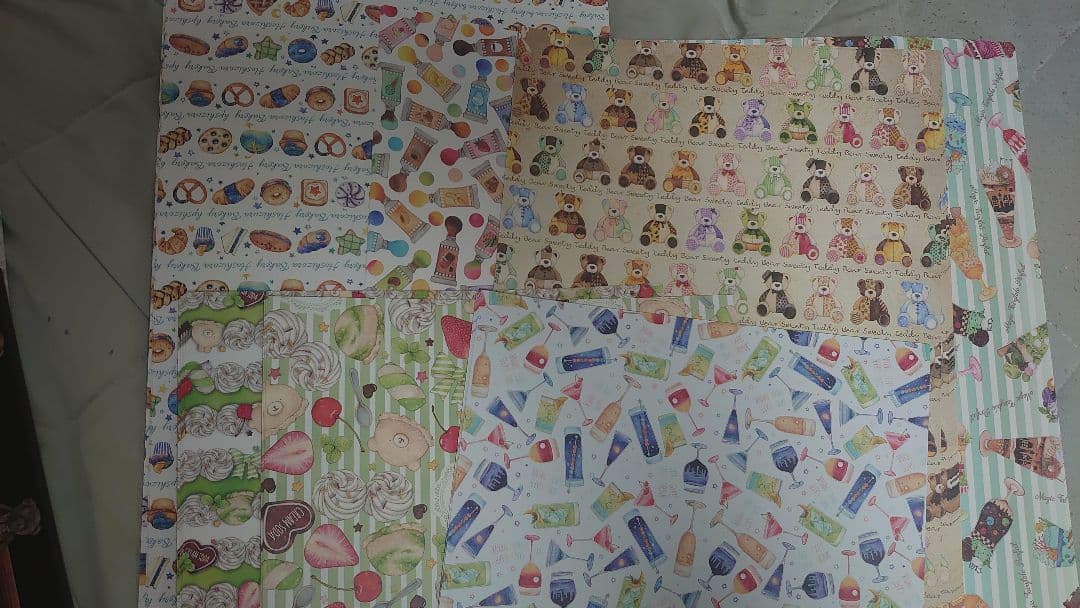 デザインペーパーA4サイズまとめ売り（約1000枚）