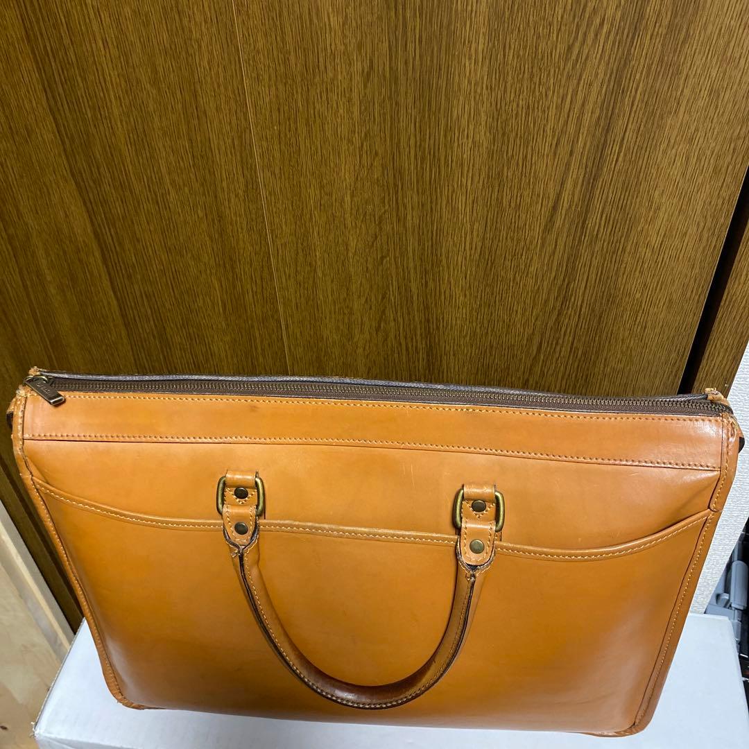 レザーバッグ マーストン ブリーフ ビジネス　TUSTING 茶色　キャメル