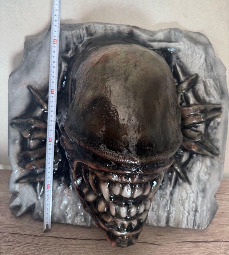 エイリアン　ウォール　スタチュー　フィギュア