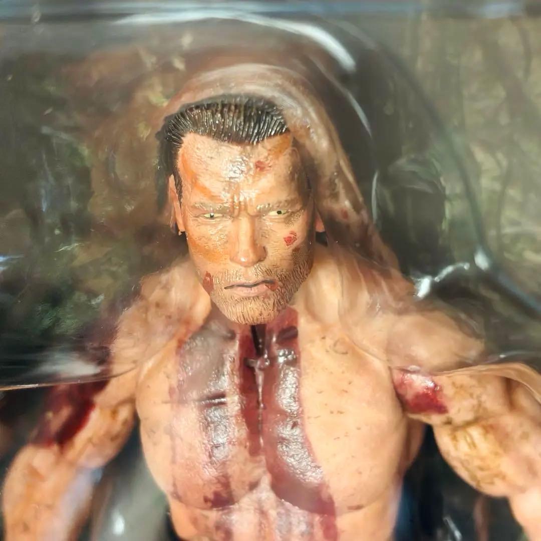 NECA プレデター フィギュア　ジャングルハンター　ダッチ　未開封　豆魚雷