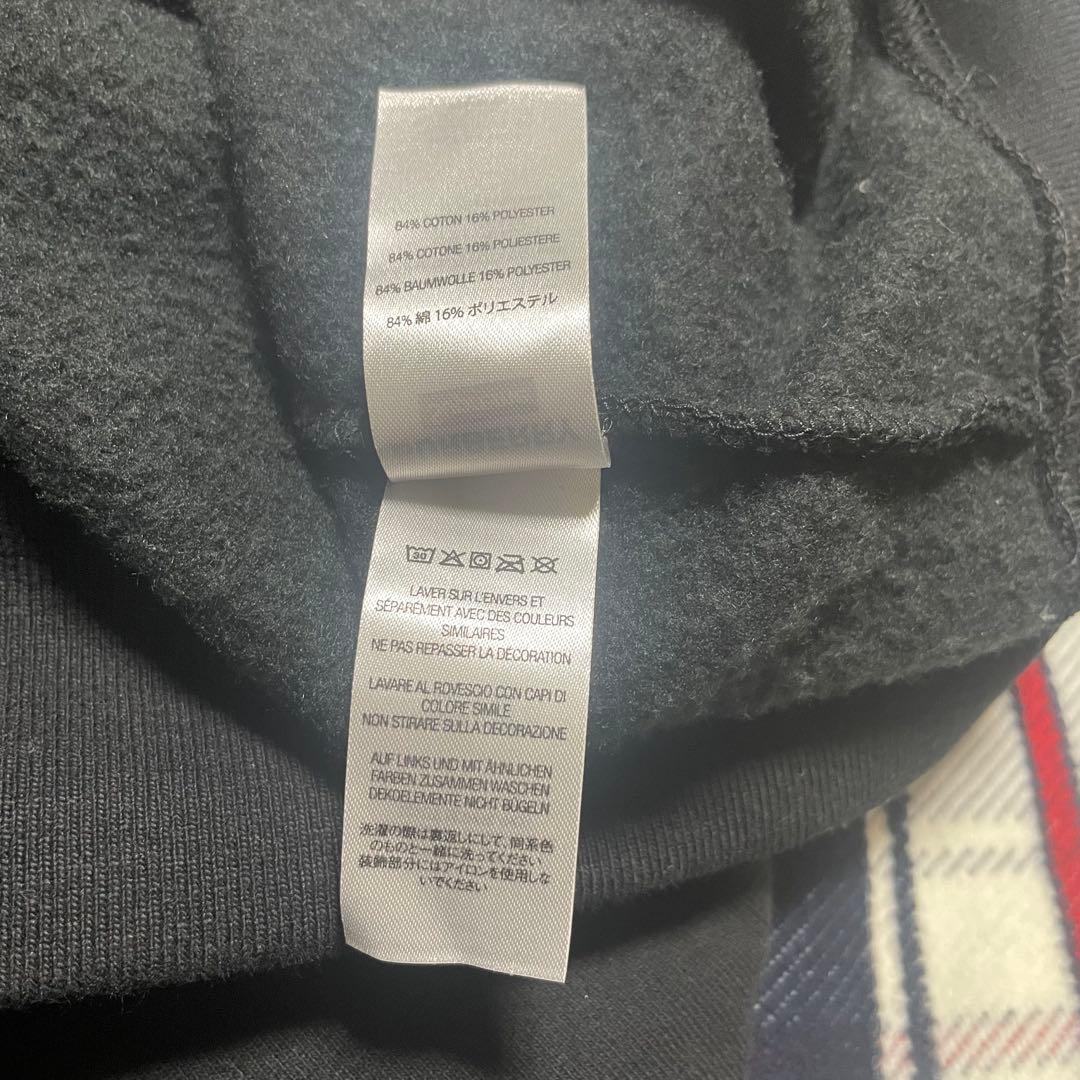 supreme burberry パーカー