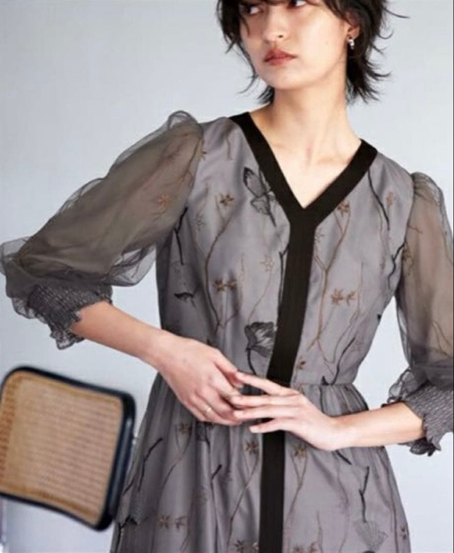 Callarusカラルス Vネック刺繍レースワンピースドレス 結婚式オケージョン