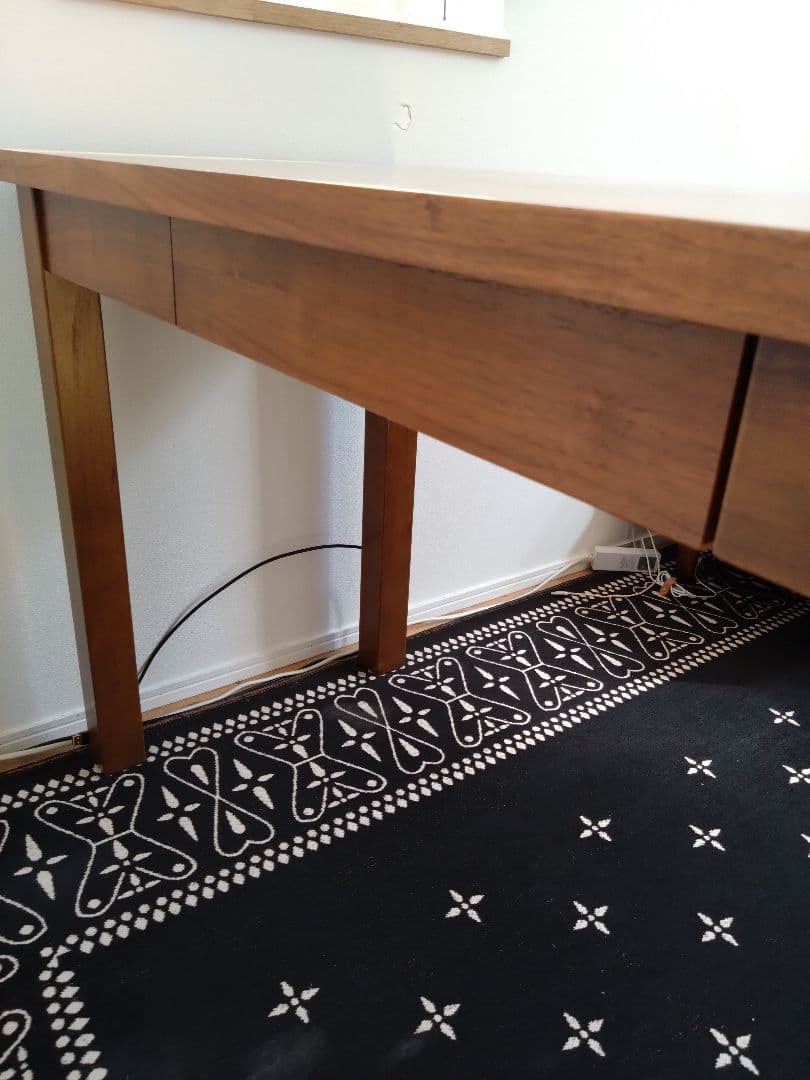 木製長方形デスク　学習机　勉強机　天然木　ウォルナット　茶色　ブラウン　おしゃれ