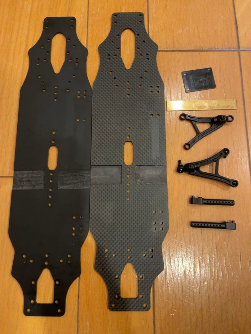 ヨコモ　MS1.0 シャーシキット FRP、カーボンシャーシ、オプション付き