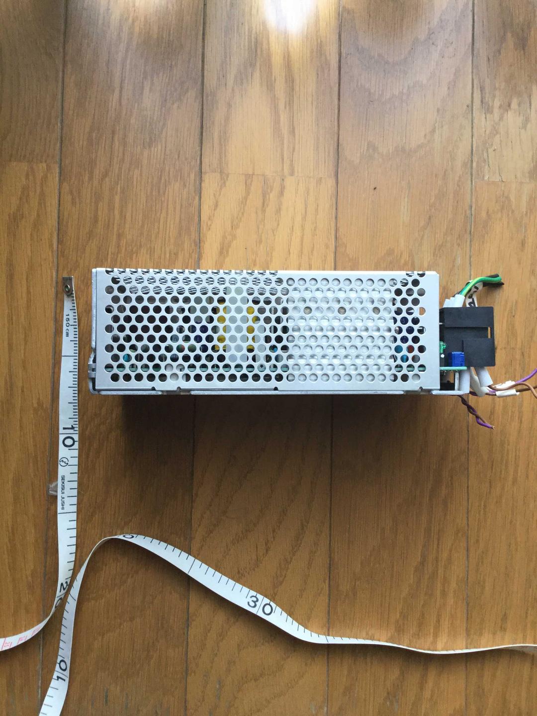 安定化電源     (スイッチング電源12v13A)