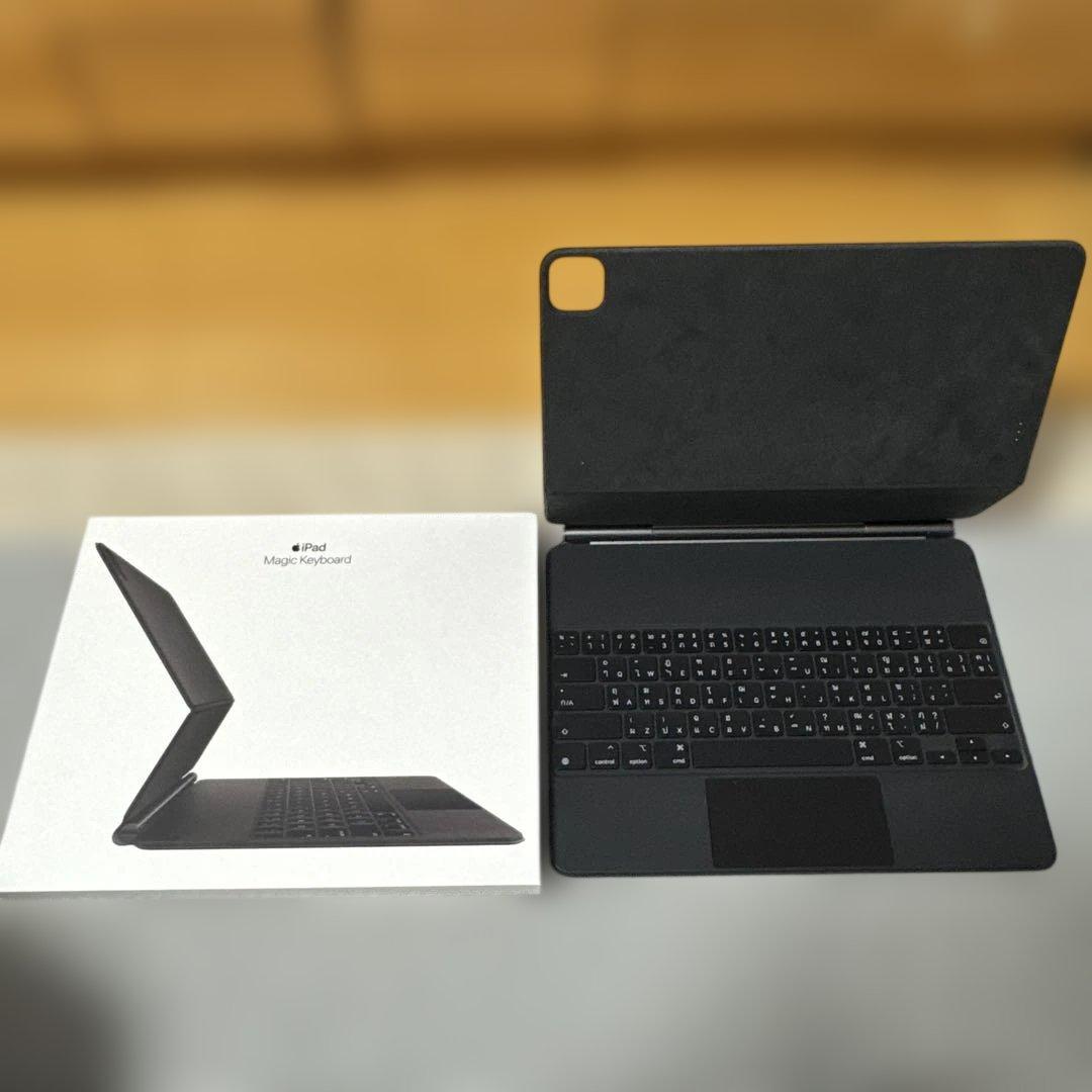 Magic Keyboard 第4世代iPad Pro12.9インチ用　タイ語