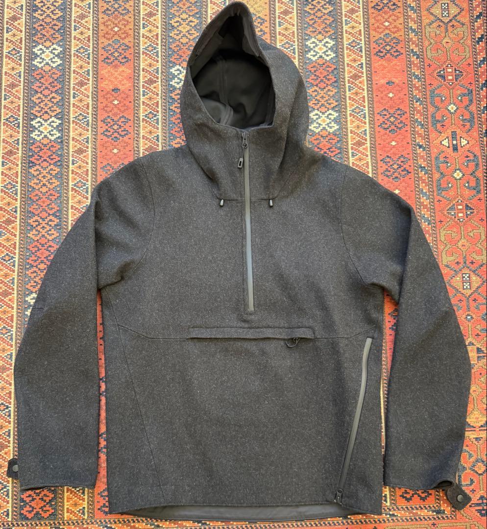 patagonia フード付きパーカー Sサイズ ダークグレー