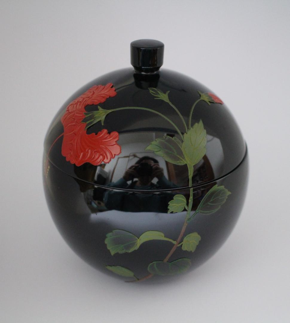 琉球漆器 紅房（べんぼう） ハイビスカス柄