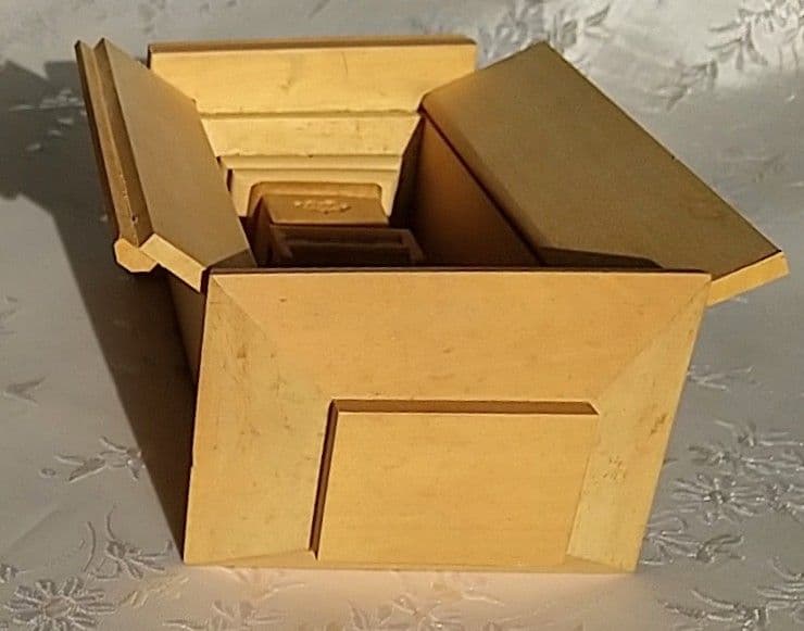 弘法大師坐像【極小】#397 厨子入り 空海 お大師さま 木彫 仏像