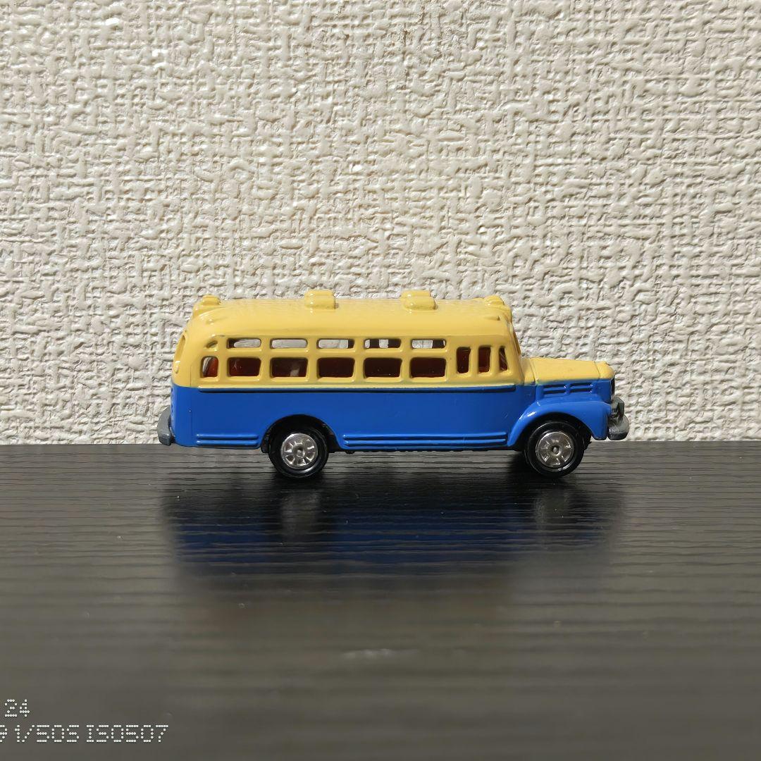 TOMICA　トミカ　イスズ　ボンネットバス　1Eホイール