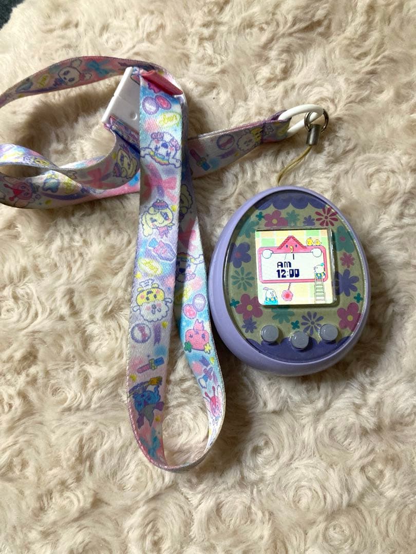 ✳︎たまごっちみーつ本体&ストラップ付き✳︎