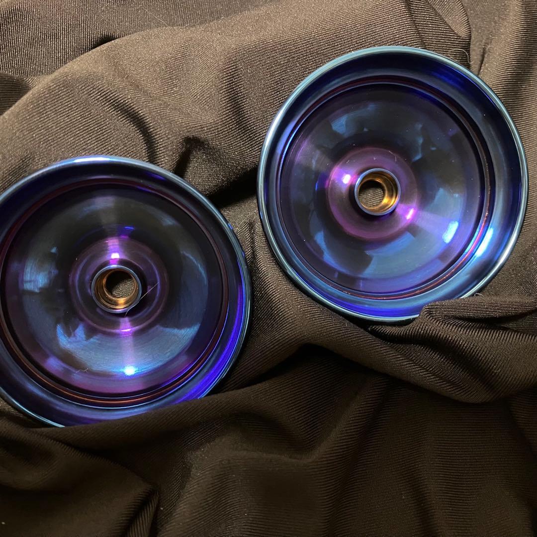 atmos projects Ari チタンブルー