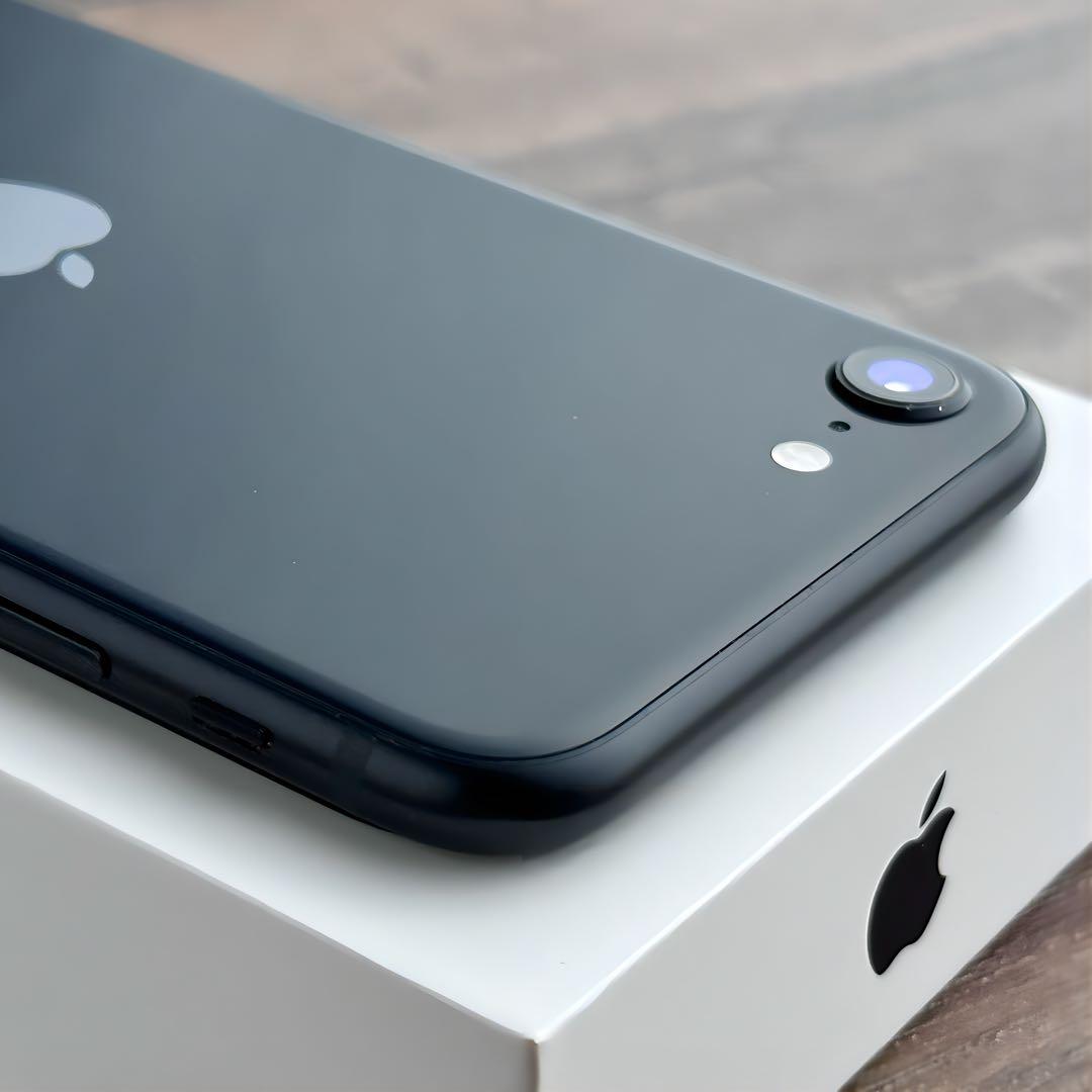 【美品☆】iPhoneSE 第3世代 本体 Midnight 128GB