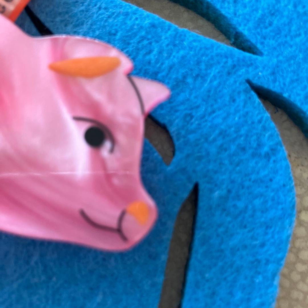 グッチ　ブローチ　フライングピッグ