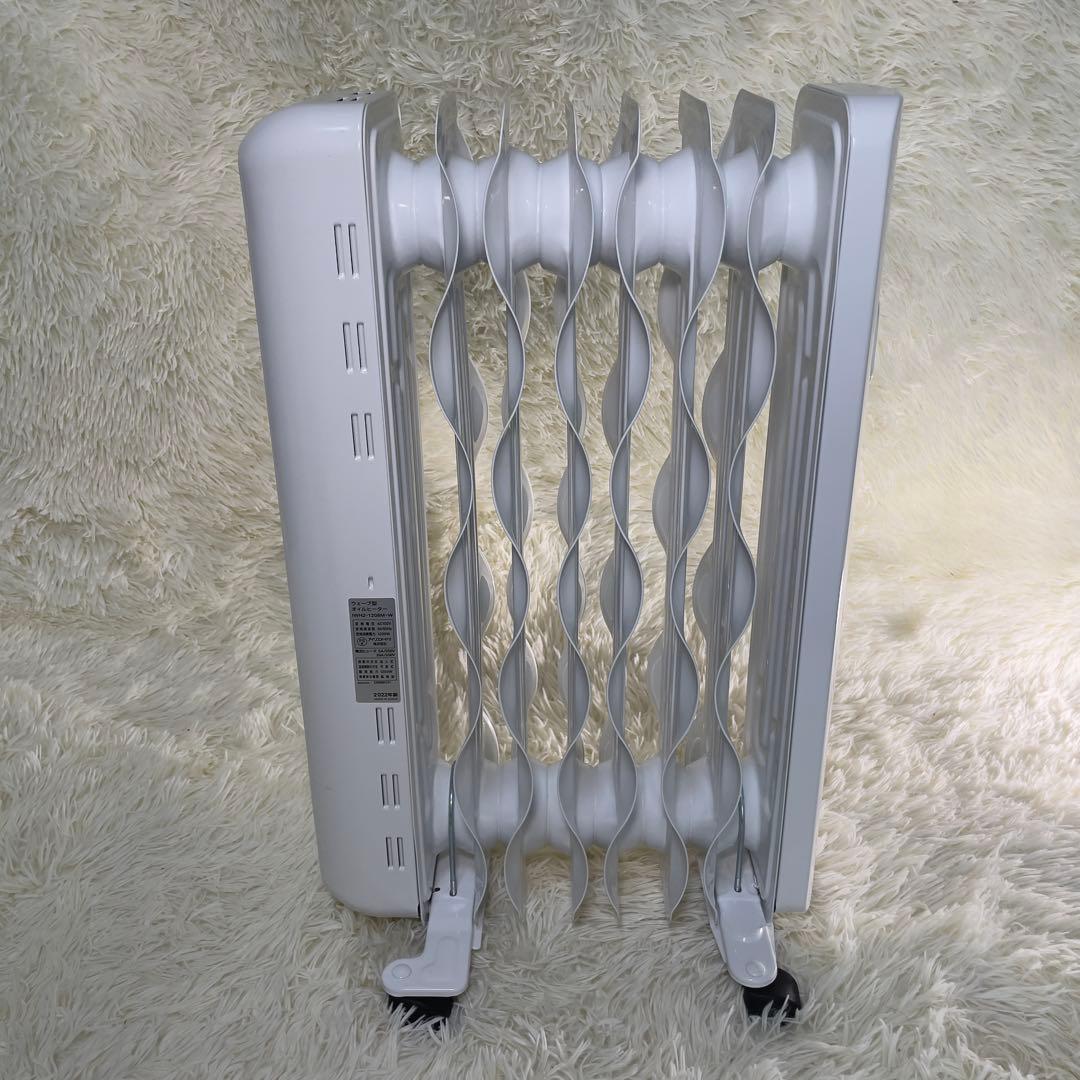 【美品】アイリスオーヤマ オイルヒーター IWH2-1208M-W 2022年式