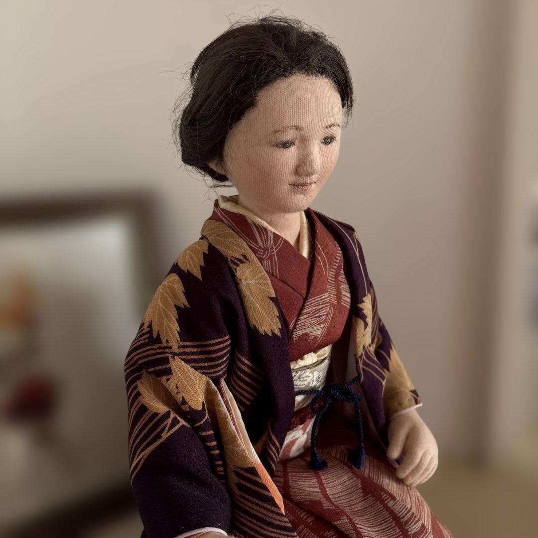 ⑬和服の人形（紫・赤模様）