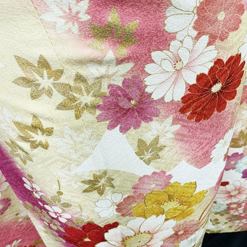 503z1.309y15.小物.半衿☆可愛い！ラメ中振袖 銀通し 金駒刺繍☆美品