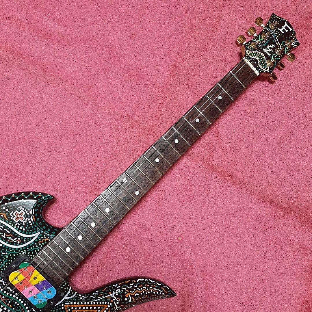 【良・美品】アメーバペイント・hideモデル。モッキンバードエレキギター。