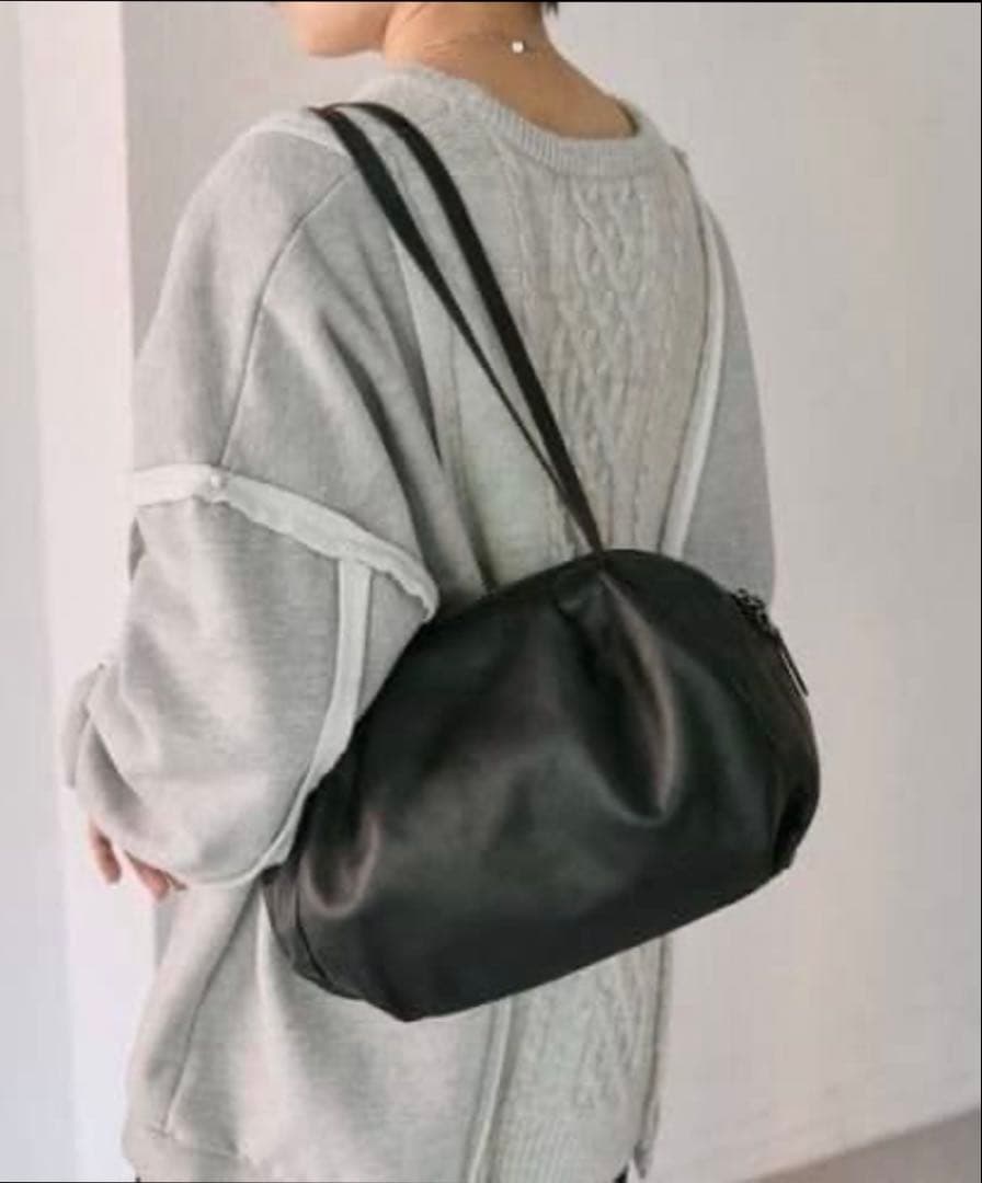 【ear PAPILLONNER】コロンボストンバッグ　ブラック