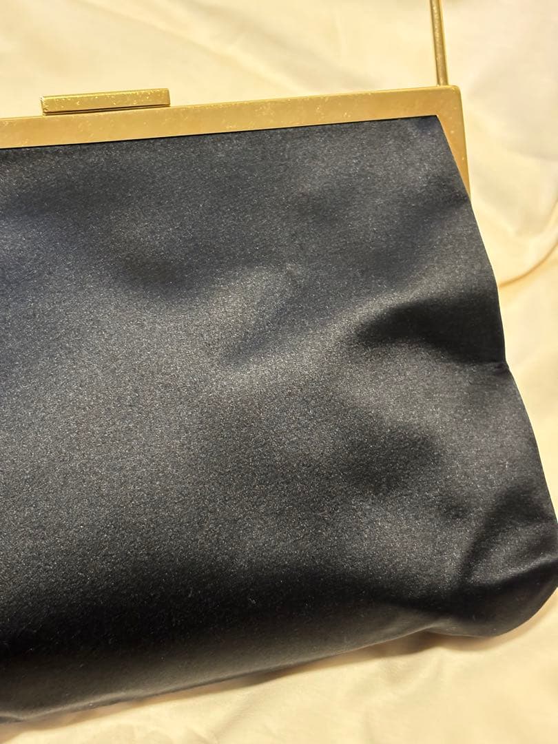 美品 ‼️GUCCI グッチ 黒 サテン　ゴールド金具 パーティーバッグ ‼️