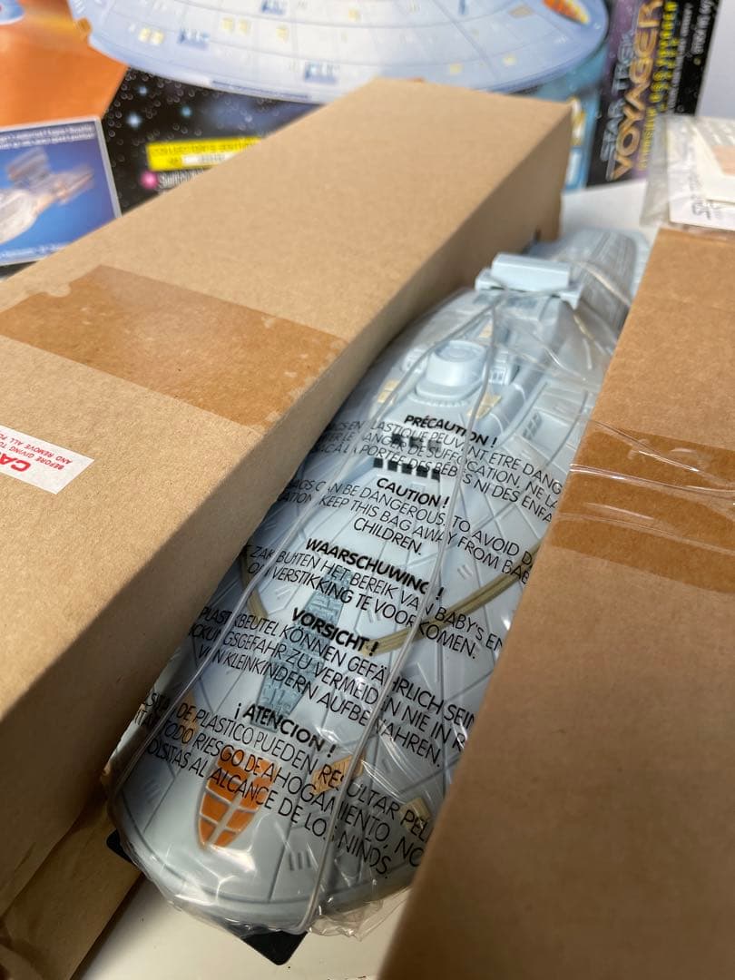 年末年始セール　スタートレック　ヴォイジャー号　プレイメイツ　希少品