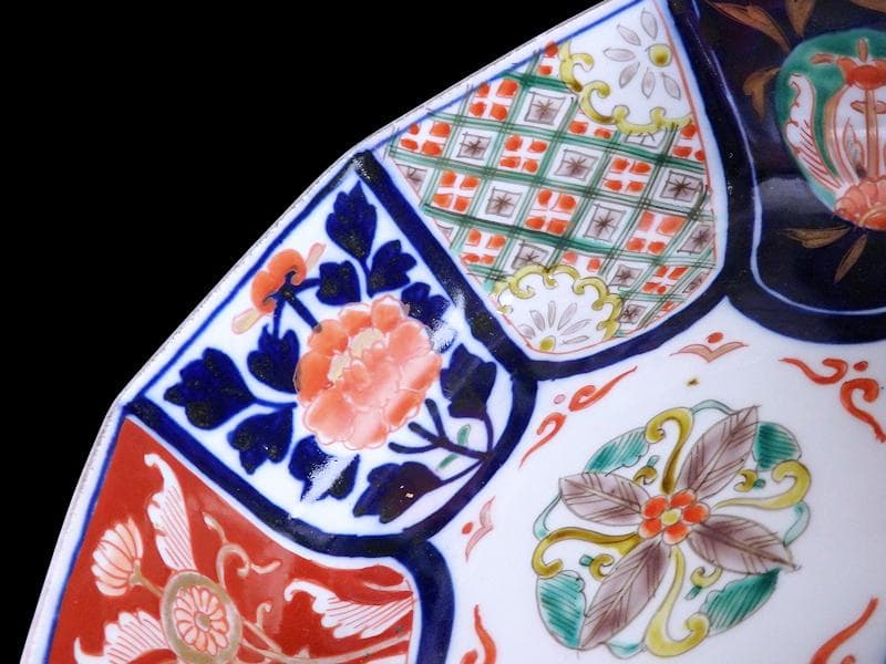 古伊万里　色絵　牡丹に菊　十字四方襷紋に雪輪　八角鉢　C017AS-fbvg