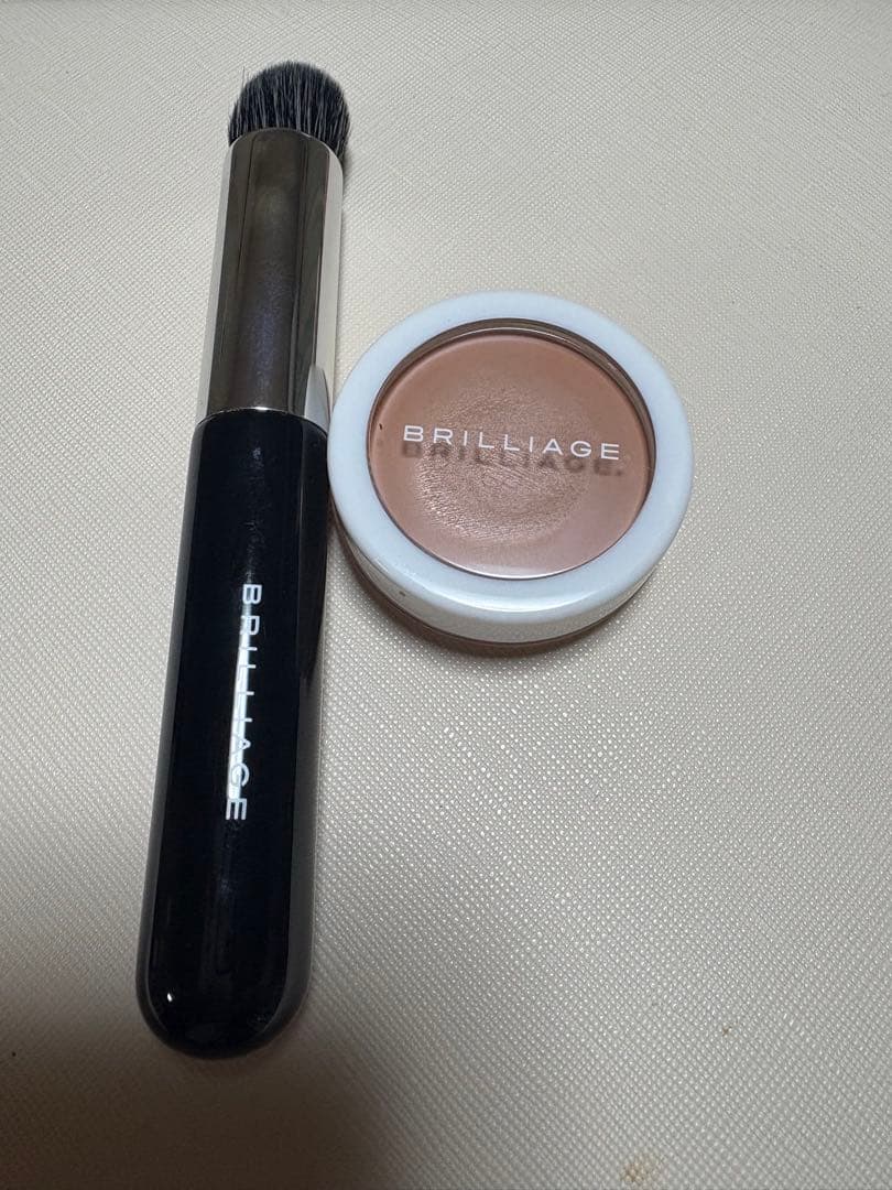 BRILLIAGE カムフラージュコンシーラーチーク　02 ブラシ付き