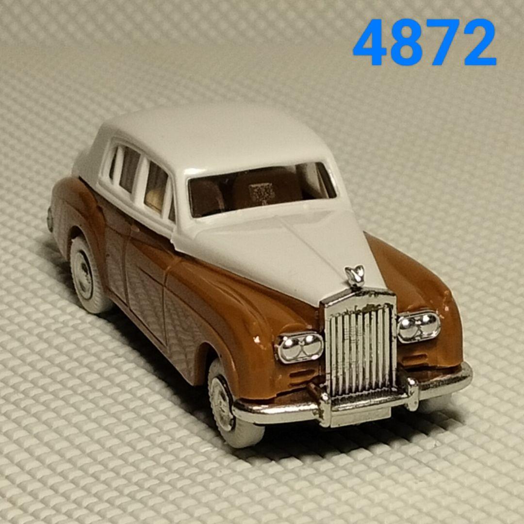 4872 Revell Praline ロールスロイスファントム 1/87